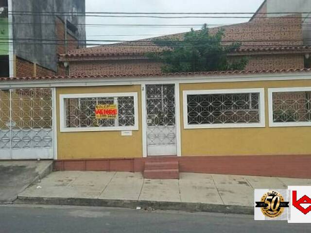 #161 - Casa para Venda em Rio de Janeiro - RJ