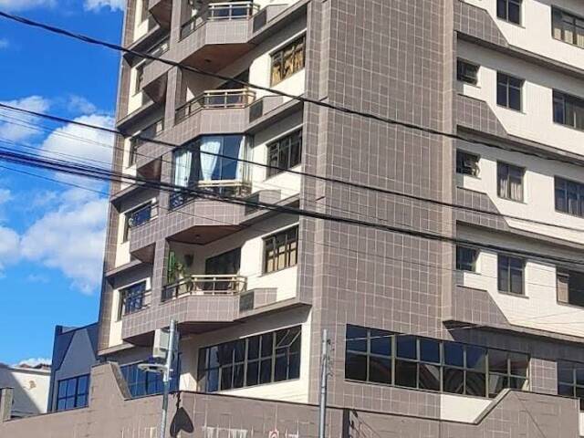 #136 - Apartamento para Venda em São Lourenço - MG - 2