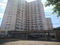 #037 - Apartamento para Locação em Rio de Janeiro - RJ - 1